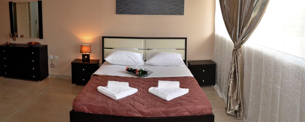 Golden Beach Hotel Metamorfosi  Bagian luar foto
