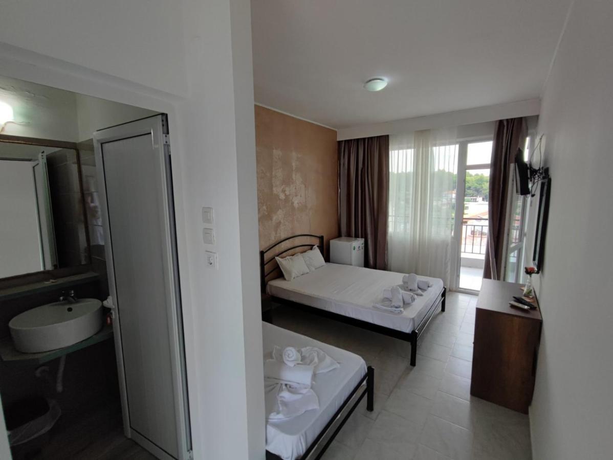 Golden Beach Hotel Metamorfosi  Bagian luar foto
