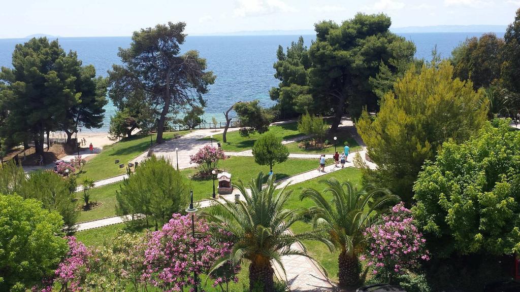 Golden Beach Hotel Metamorfosi  Bagian luar foto
